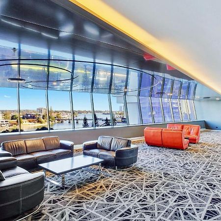 Circle On Cavill Surfers Paradise Apartments-Holiday Paradise ゴールドコースト エクステリア 写真